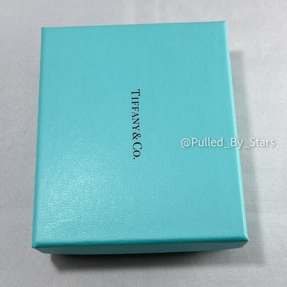 TIFFANY & CO. Classic Robins Egg Blue Jewelry Box (Approx. 4" x 4" x 1.3") - Picture 13 of 15